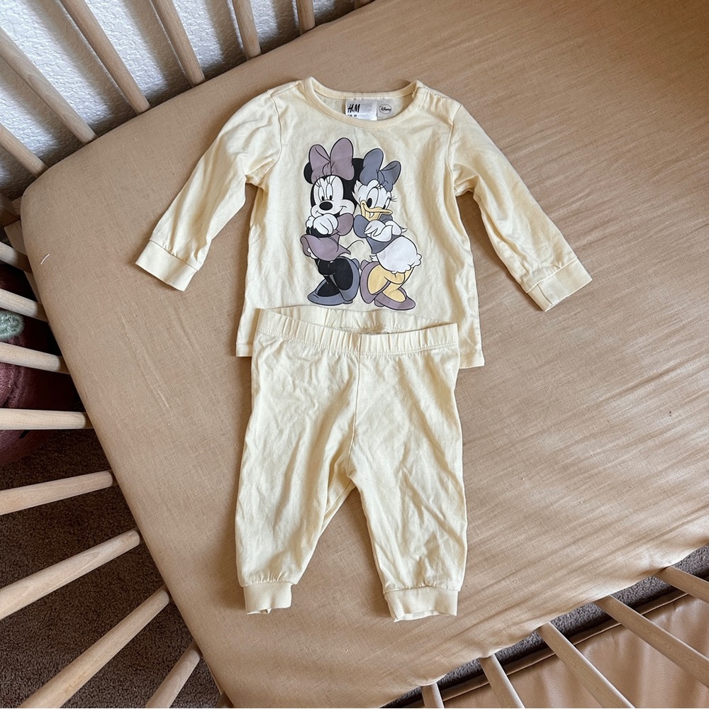 H&M 4-6 month Daisy and Minnie Mouse set